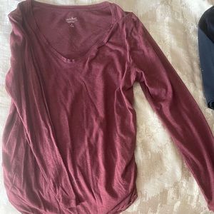 XL maroon maternity shirt